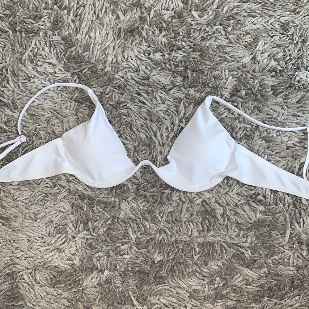 White Underwire Swimsuit Top